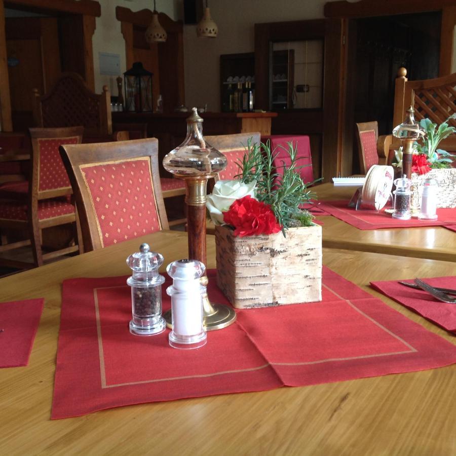La Locanda Ristorante Pizzeria Garni オールシュタット エクステリア 写真